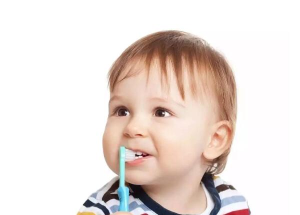 傳言：兒童使用電動(dòng)牙刷有弊端！真相究竟是什么？