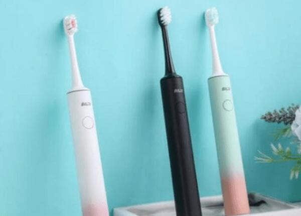 成人聲波電動(dòng)牙刷品牌怎么選擇