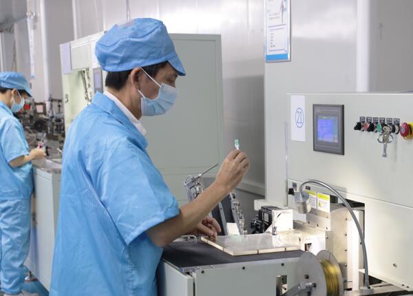 刷博士?jī)和暡妱?dòng)牙刷替換牙刷頭制造商 兒童聲波電動(dòng)牙刷替換刷頭制造商