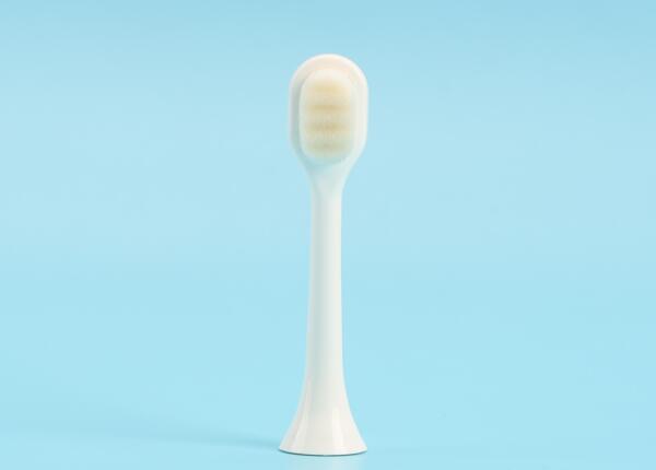 兒童電動牙刷刷頭區(qū)別：兒童聲波式刷頭好還是旋轉(zhuǎn)式好？