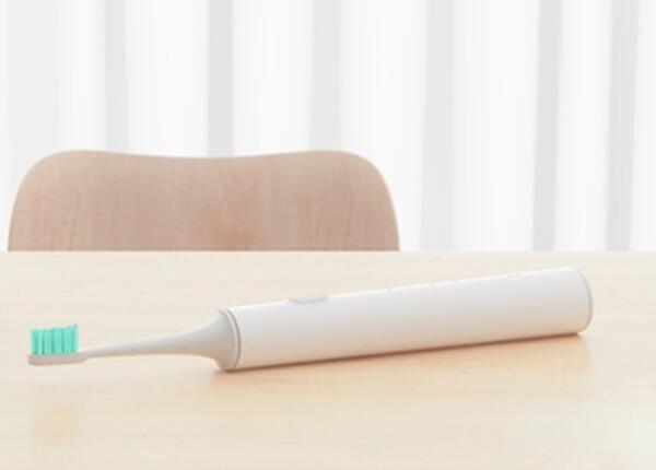 小米牙刷感應(yīng)式充電怎么用？感應(yīng)式小米牙刷充電指南