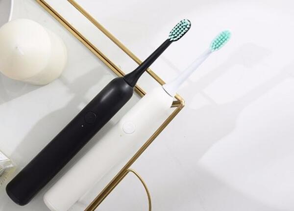 硅膠磁懸浮電動(dòng)牙刷好用嗎？這款電動(dòng)牙刷煥發(fā)你潔白笑容